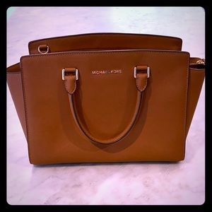 Michael Kors Selma